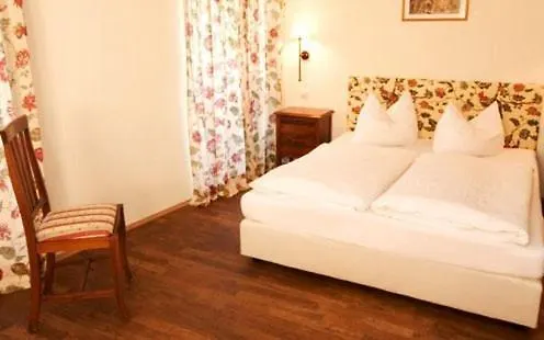 Wittelsbacher Zollhaus Hotel 3*
